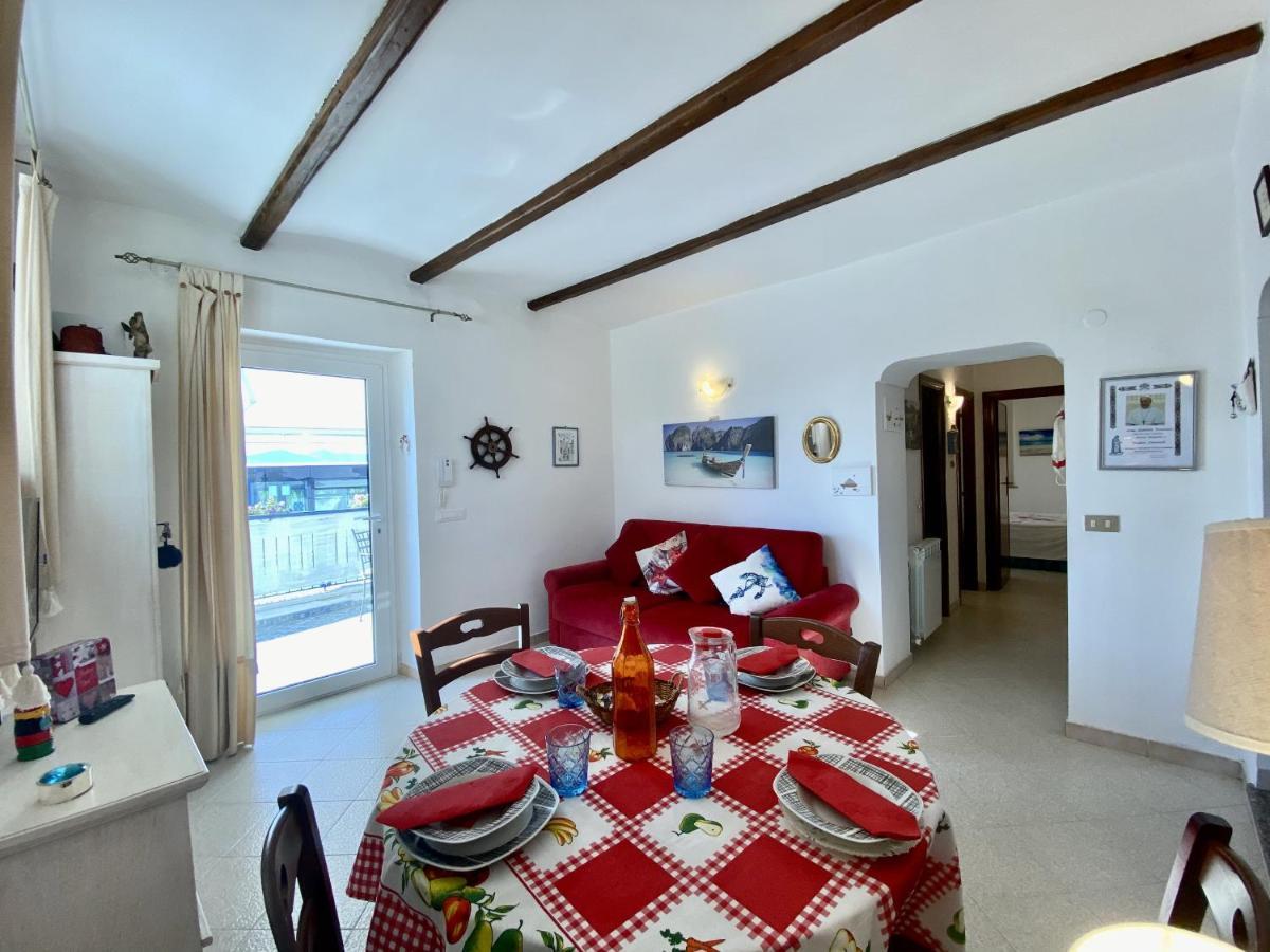 Holidaycasa Mike - Con Terrazzo Vista Mare Sperlonga Exterior photo