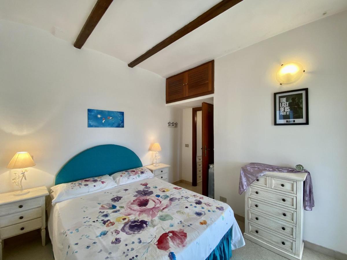 Holidaycasa Mike - Con Terrazzo Vista Mare Sperlonga Exterior photo