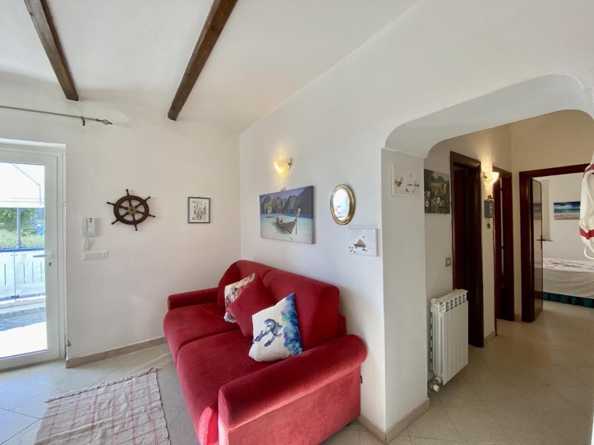 Holidaycasa Mike - Con Terrazzo Vista Mare Sperlonga Exterior photo