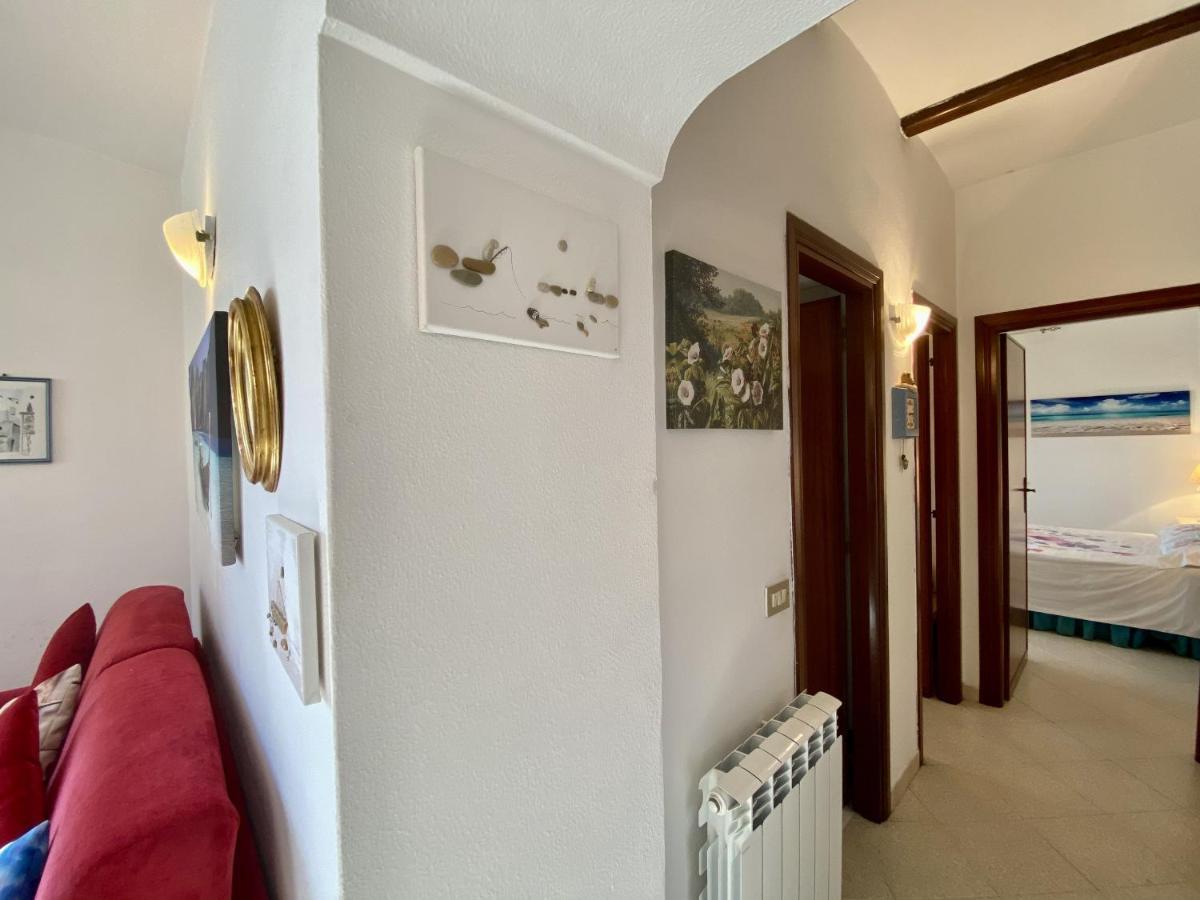 Holidaycasa Mike - Con Terrazzo Vista Mare Sperlonga Exterior photo