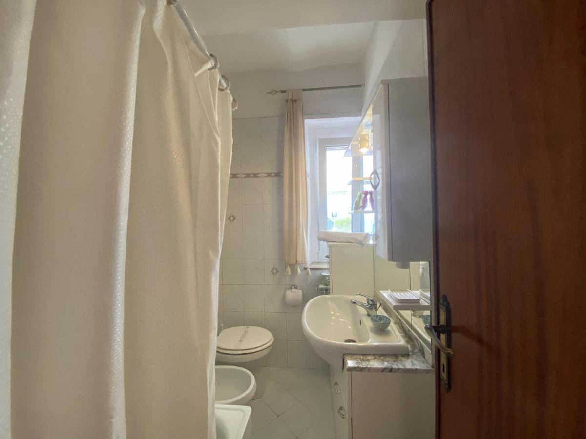 Holidaycasa Mike - Con Terrazzo Vista Mare Sperlonga Exterior photo